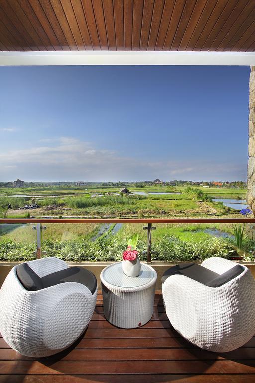 Ombak Villa Cemagi Tanah Lot  Bilik gambar